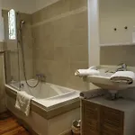 Le Du Bas Manoir Frühstückspension