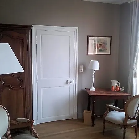 Le Du Bas Manoir Panzió 4*